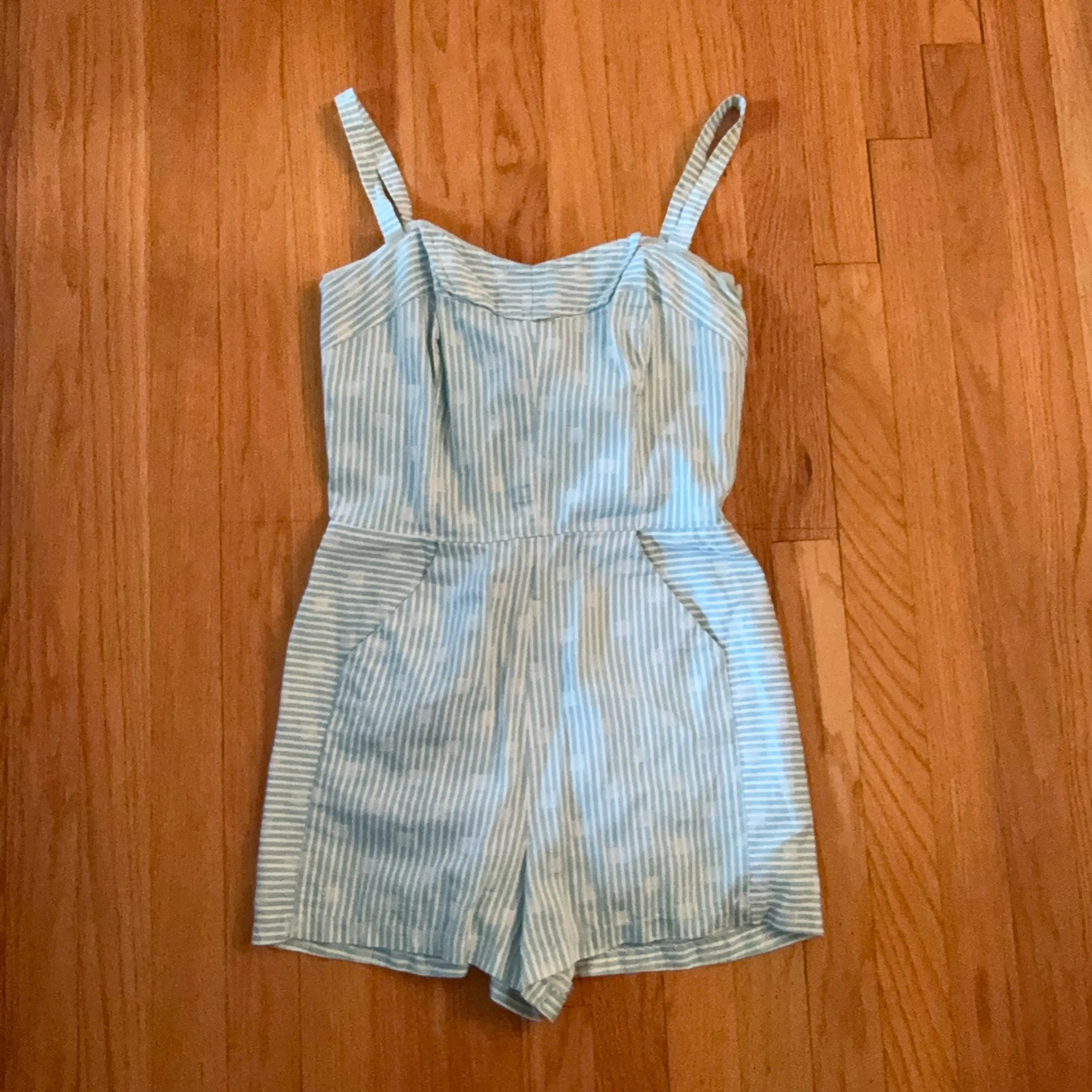 Image 1 of 10