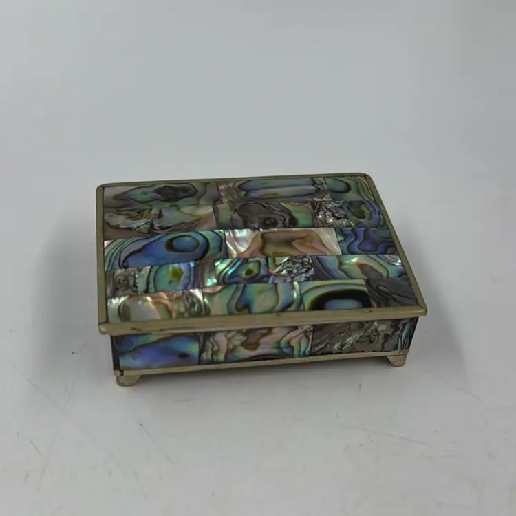 Vintage Mexico Alpaca Silver Abalone Trinket/Pill Box With A Hinge Closure And Wood Interior