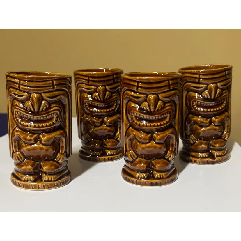 Tiki Leilani Brown Mugs ceramic 5 1/8” tall set of 4 Made in USA