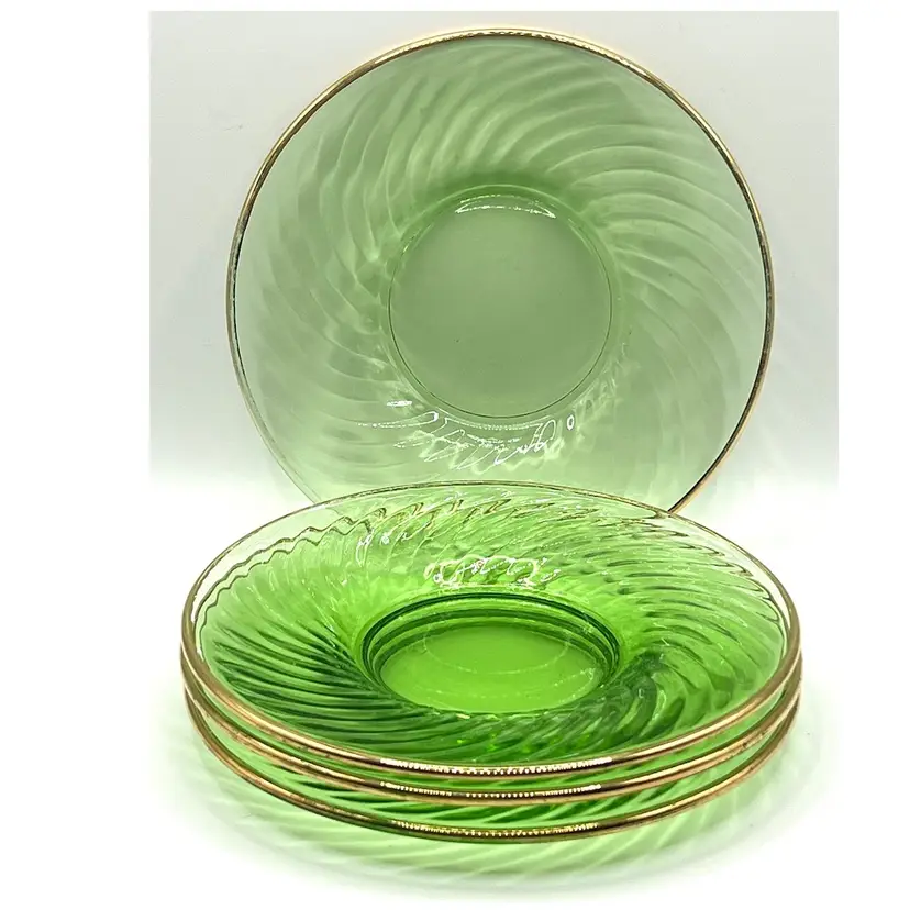 Set Of 4 Uranium Glass Green Gold Rim Swirl Pattern Salad Dessert Plates 6 in Diameter