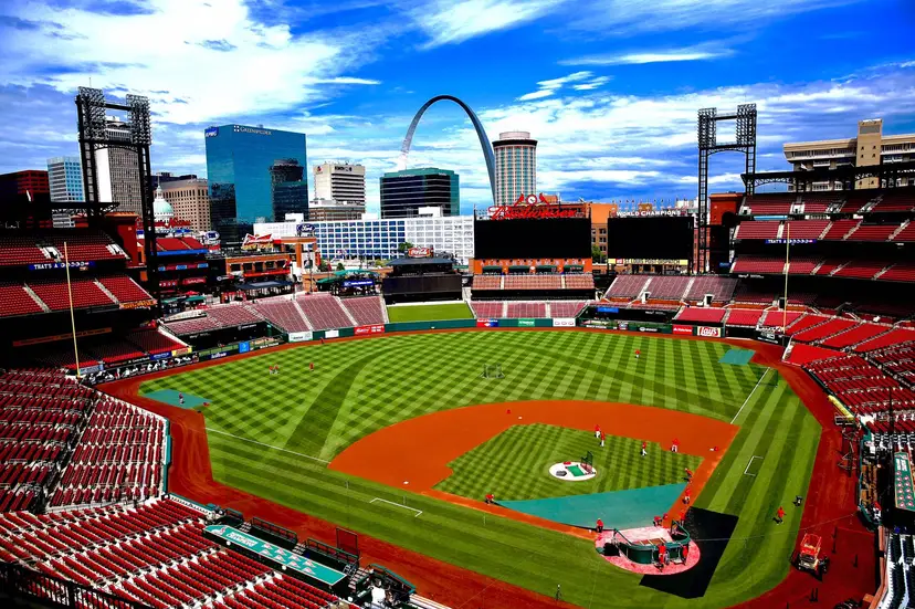 St. Louis Cardinals baseball card breaks and collector community