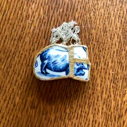 Broken Pottery Artisan Made Pig Pendant Molly Hatch Mug Handcrafted Necklace 1.75 in x 1 1/8 in