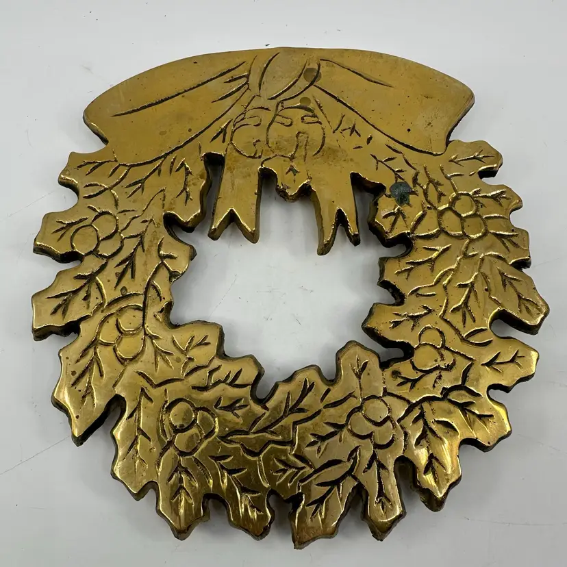 Vintage Solid Brass Wreath Trivet