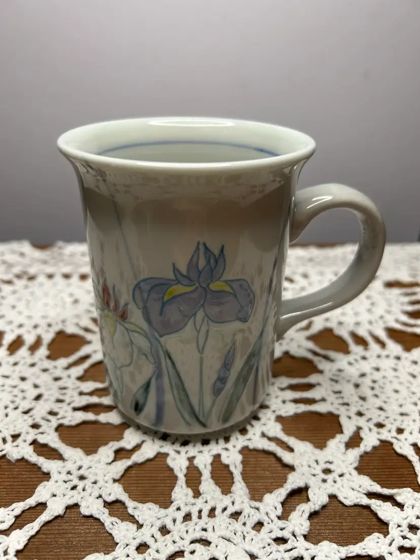 Vintage Blue Iris Embossed @4” Tall Unmarked