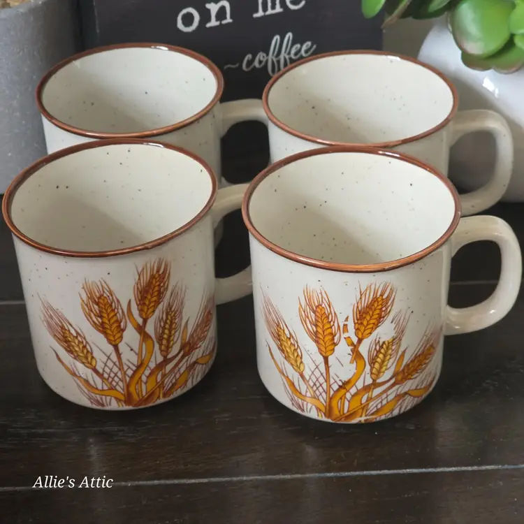 4 Buckwheat Stoneware Tan Speckled Coffee Mugs Cups Main Isle Vintage 1970s Set