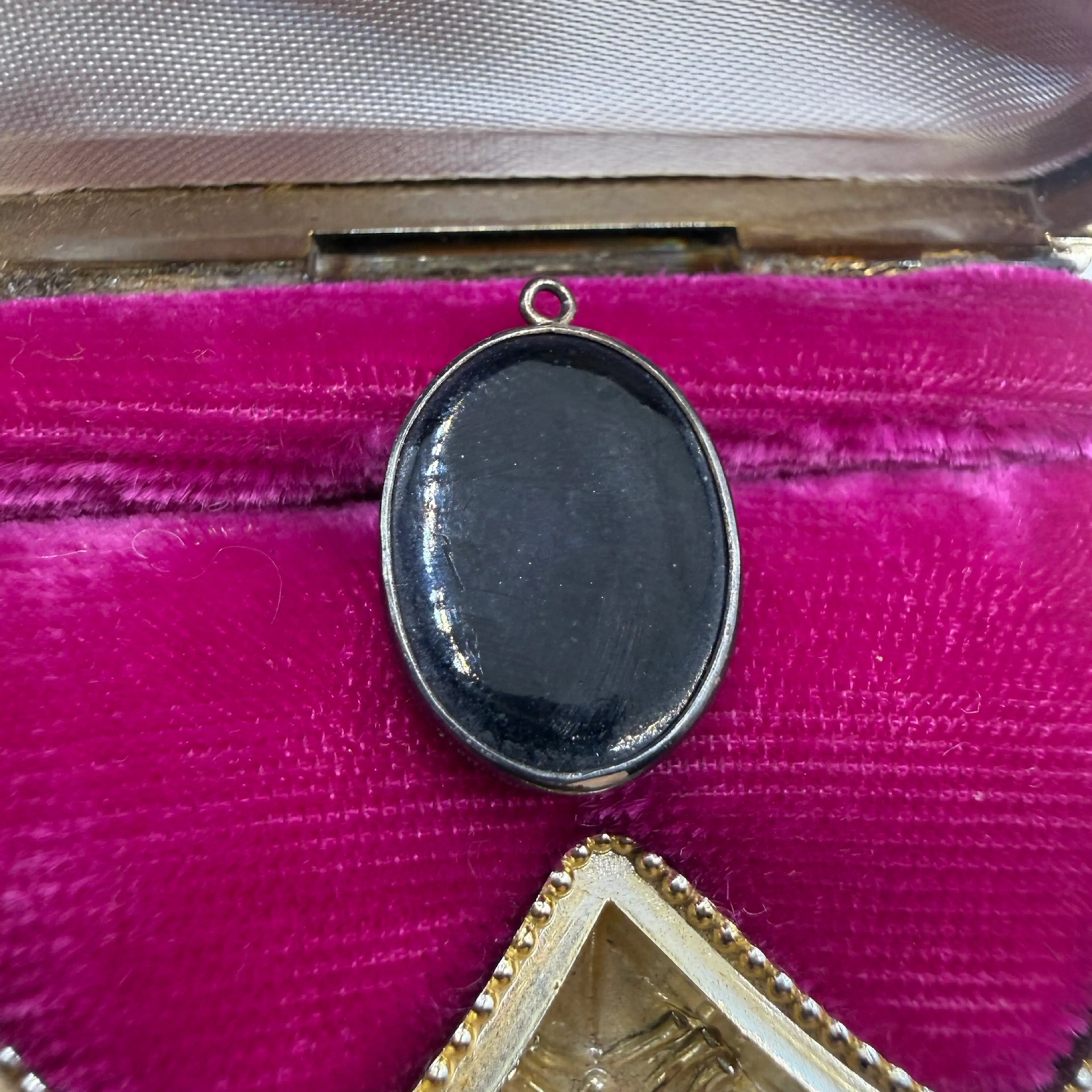 Image 2 of 3