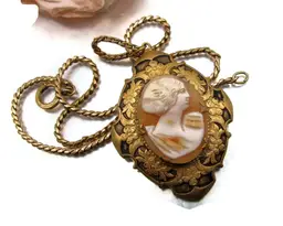 Fab Antique CAMEO Mourning Hair Locket Necklace Carved Shell