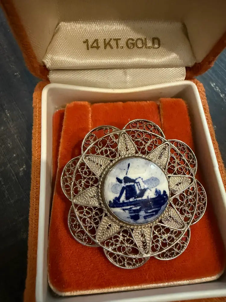 Vintage Sterling Silver Holland Windmill Brooch