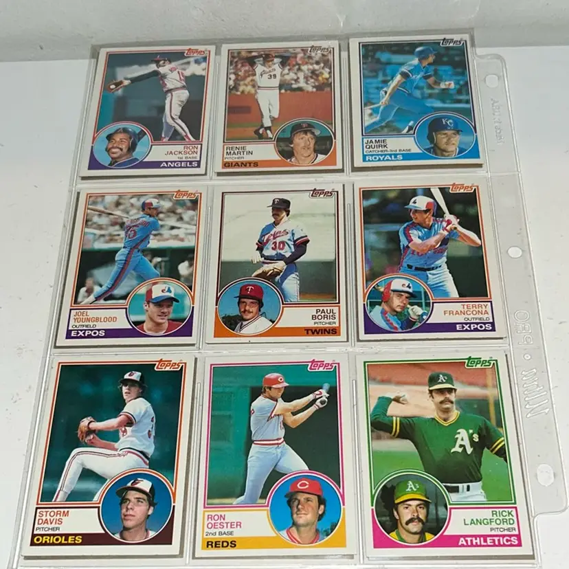 lot of 18 baseball cards
