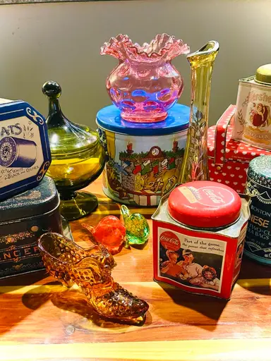 ✨ It’s Friday-Eve, Time for VTG Home Decor✨