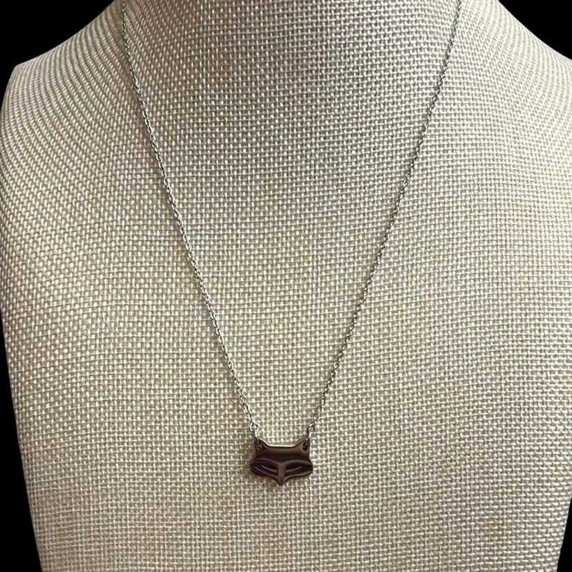 Silver Tone Fox Necklace 16.5 Inch, 2 Inch Extender
