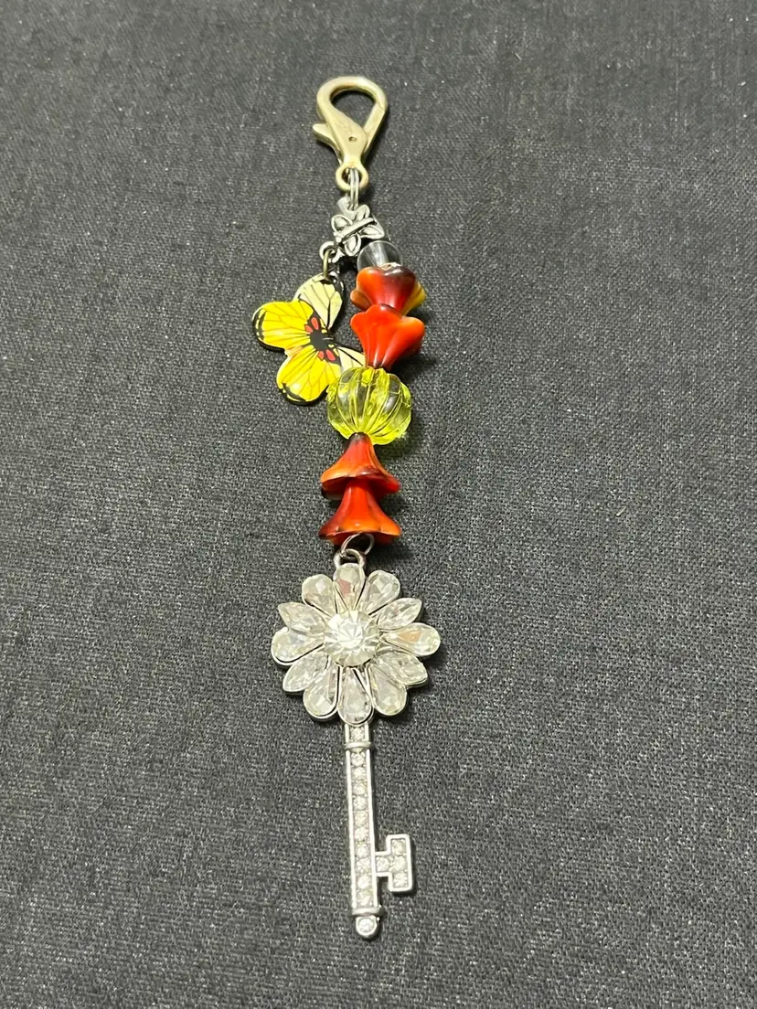 Flower Key Butterfly Beaded Keychain