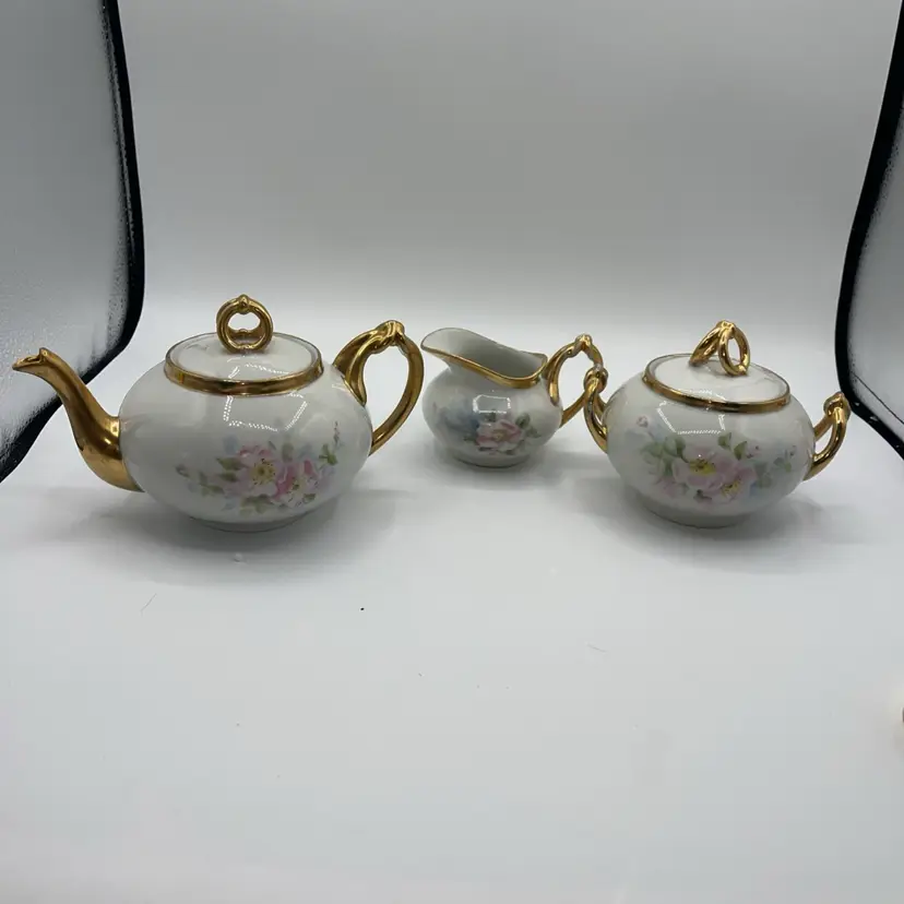 LIMOGES Teapot, Sugar and Creamer Floral WG CO READ