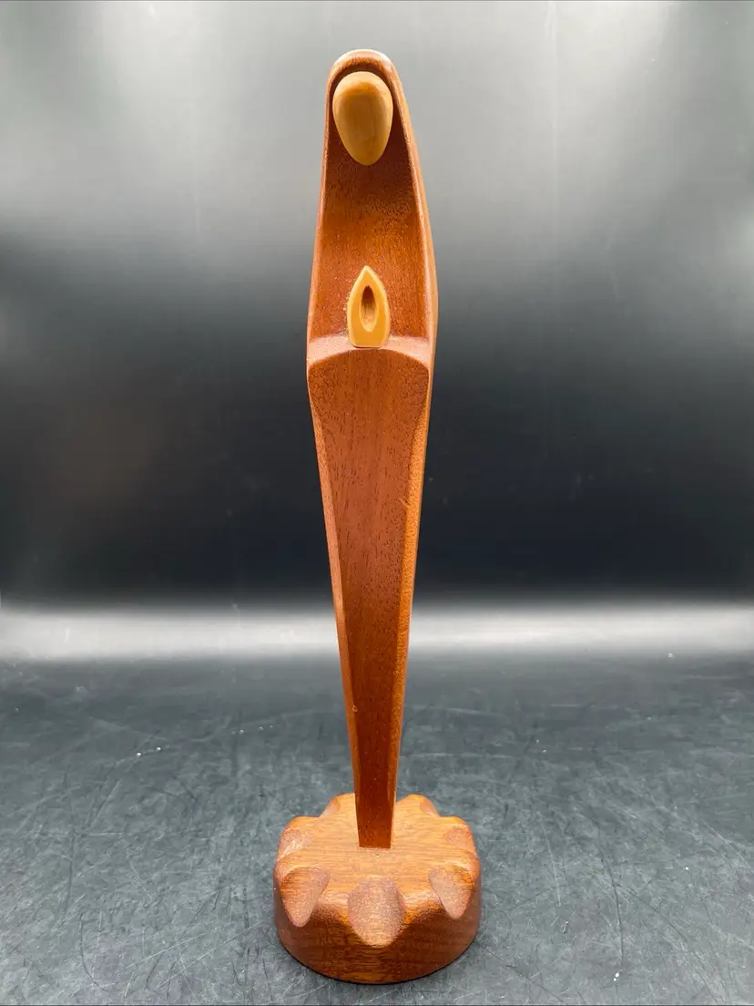 VTG 1983 Signed Wooden Hand Carved Praying Virgin Mary Statue