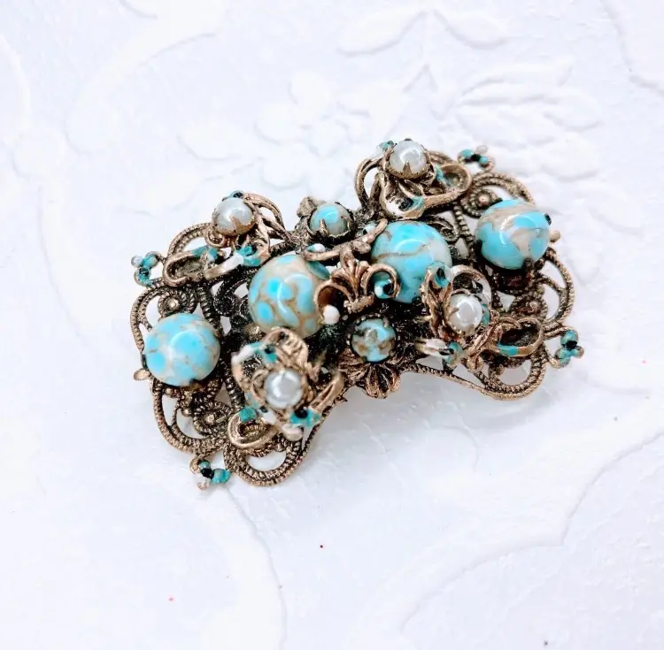 Vintage Czech Hubble Glass stone filigree brooch/pin turquoise cabachons