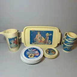 VTG 1982 E.T. Kids Teacups and Plates Pitcher Tray Tea Party 12pc Set