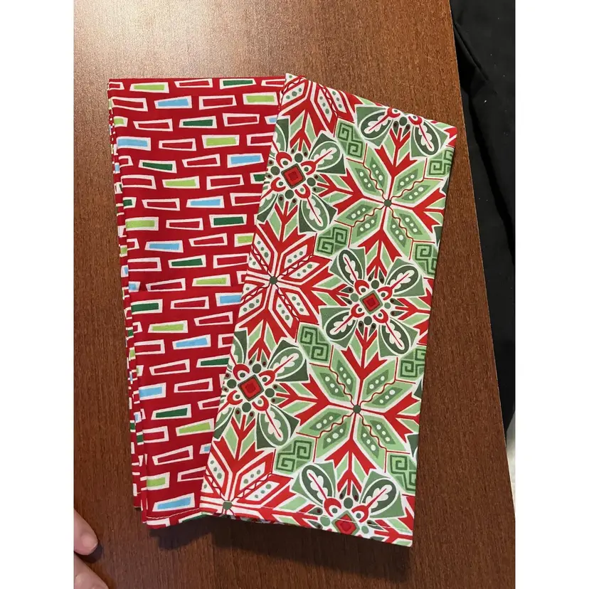 2 Handmade Red Green Contemporary Pattern Cotton Napkins