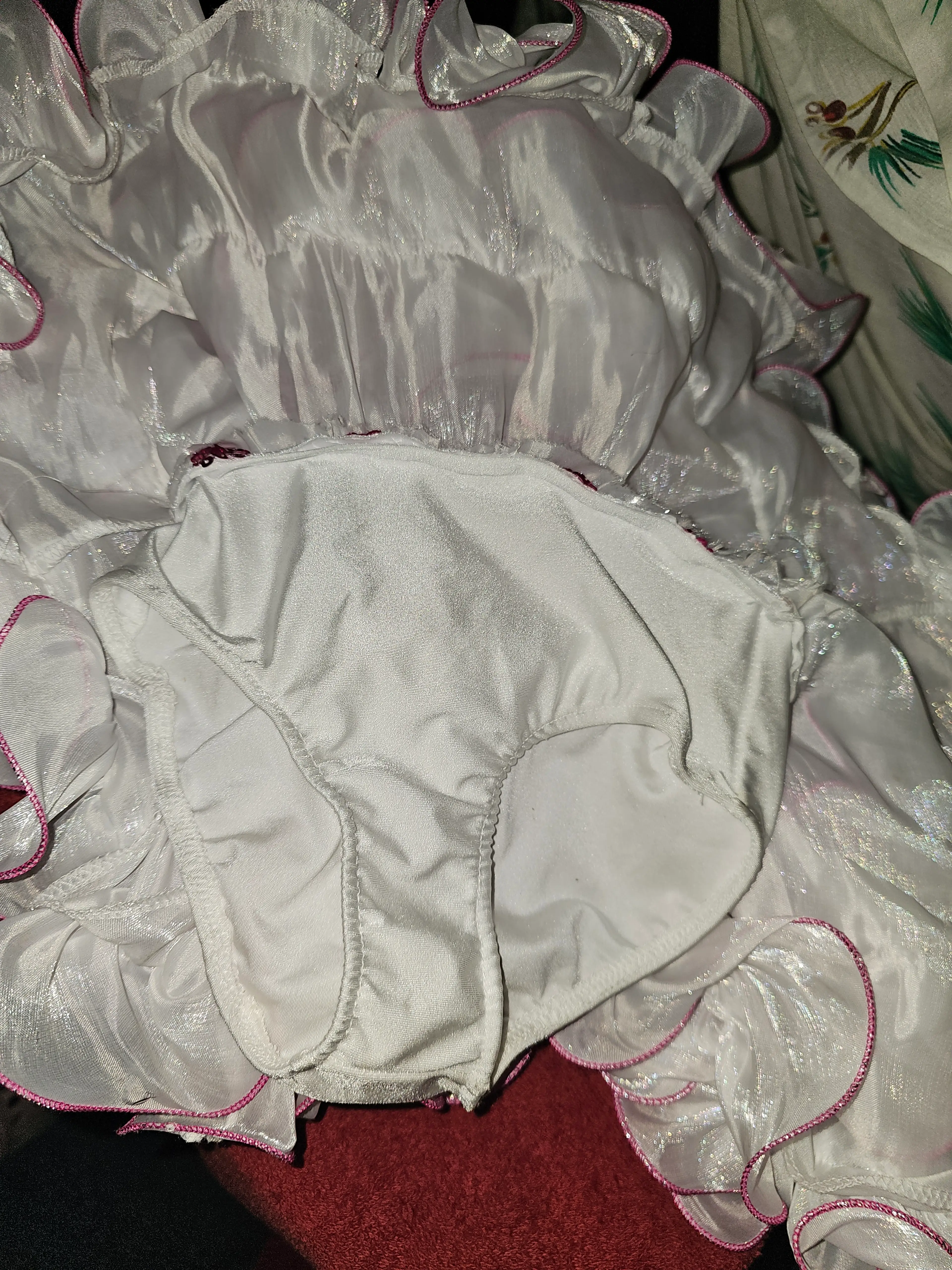Image 4 of 7