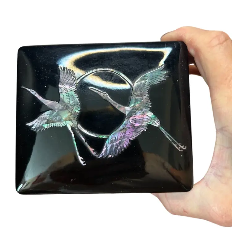 Vintage Black Laquered Jewelry Box With Mother Of Pearl Inlayed Cranes 
@4x3 1/2x 2 1/2