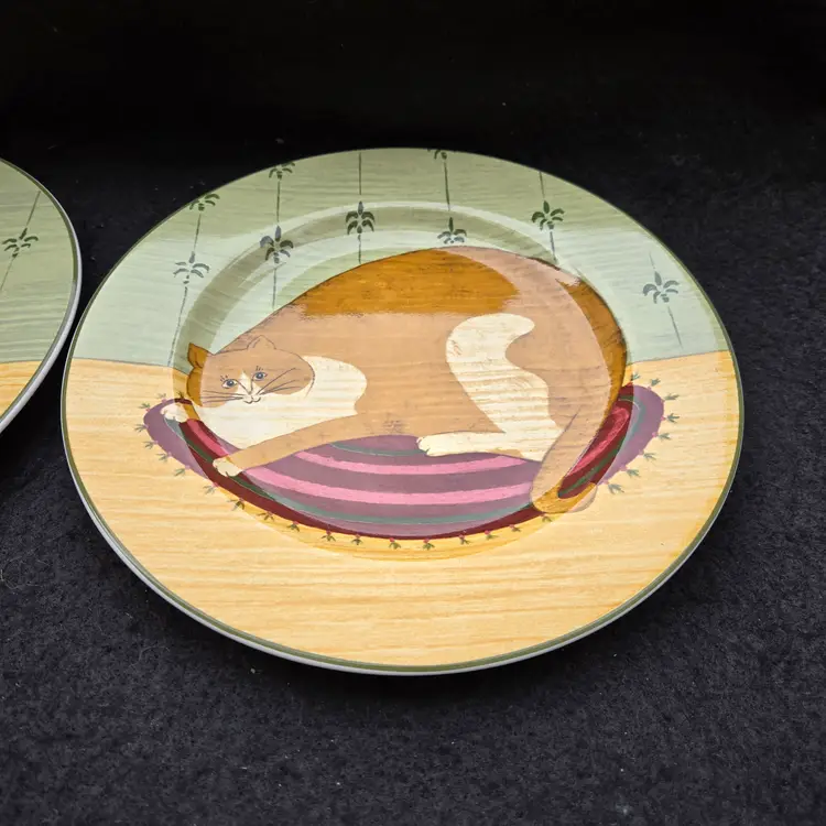 Warren Kimble Sakura Oneida Cat Collection Salad Plates (set of 2) 8¼" Diameter Vintage 2000