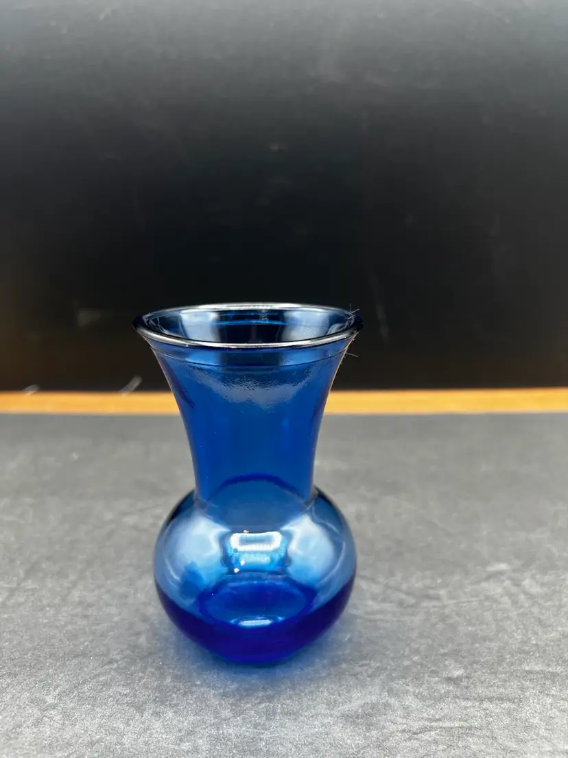 #898B Vintage Mini Cobalt Glass Bud Vase