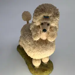 Border Fine Arts White Schmid Poodle by Ray Ayres Scotland 1982