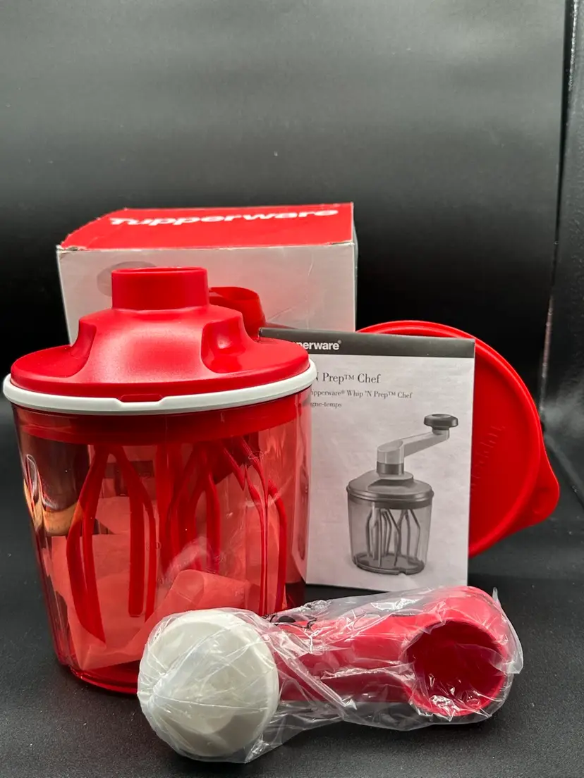 Tupperware Speedy Chef Handheld Whisker