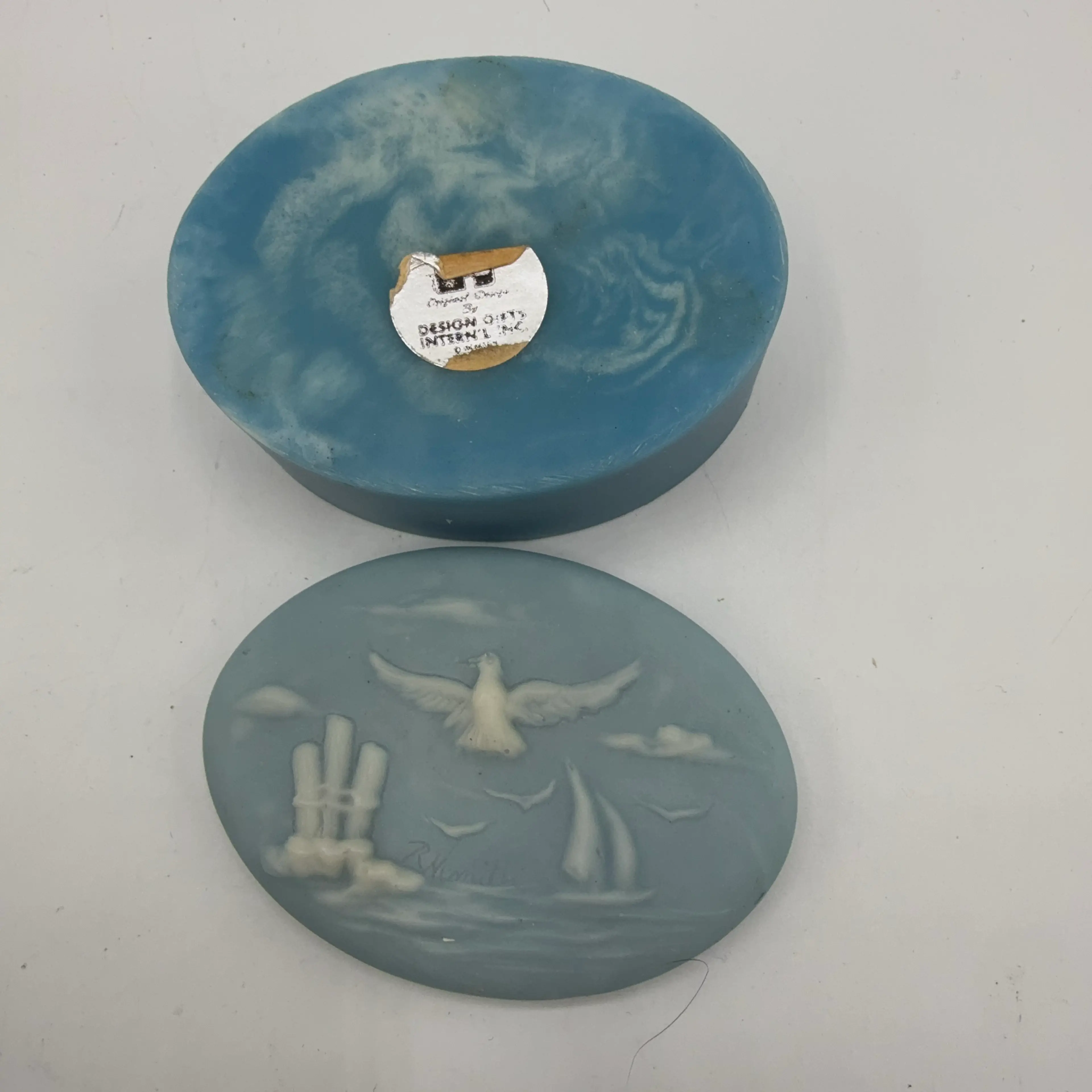 Image 4 of 5