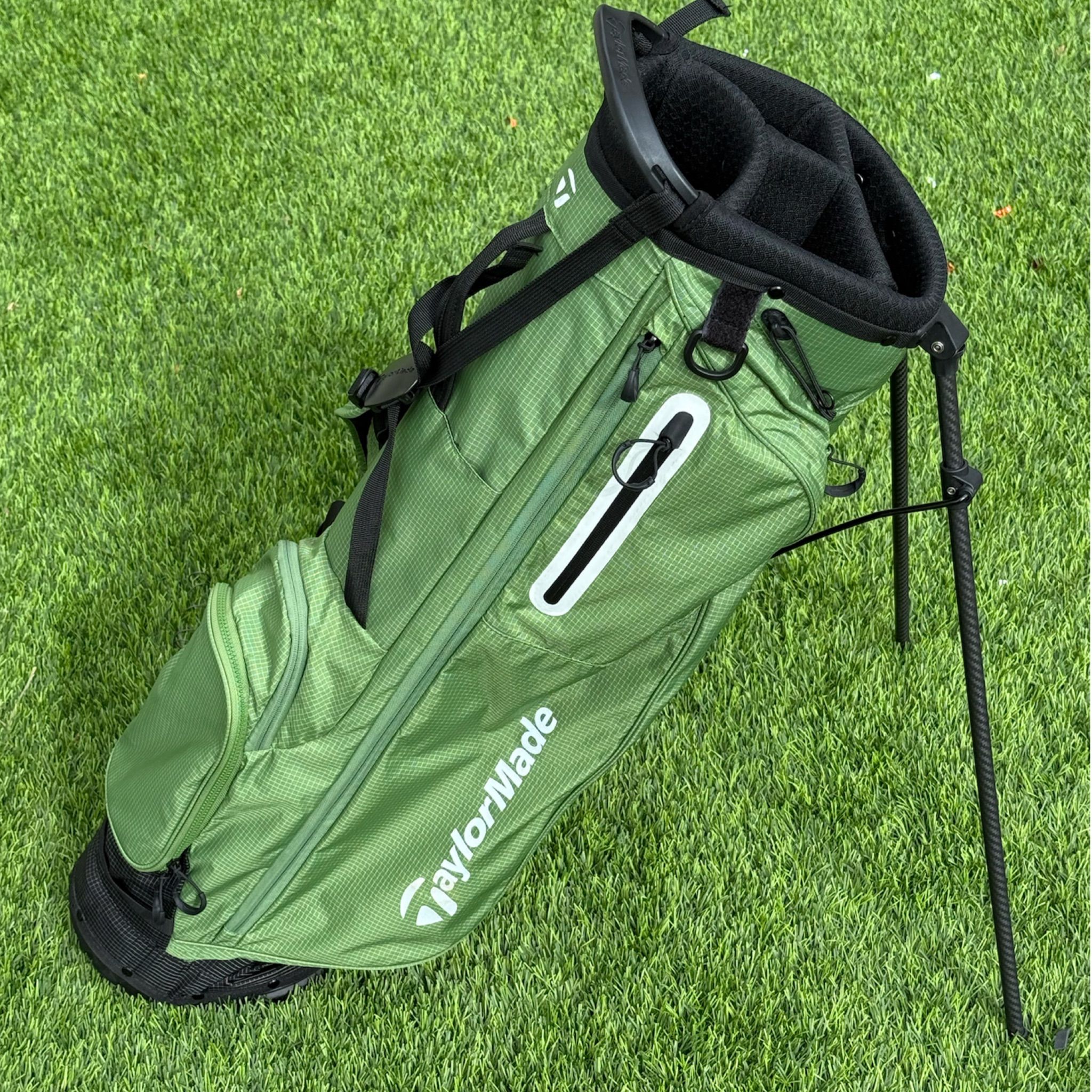Stacked Golf · TaylorMade FlexTech SuperLite Stand Bag | Green | 4