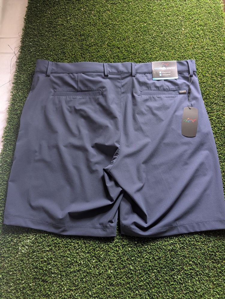 Greg Norman golf shorts size 38