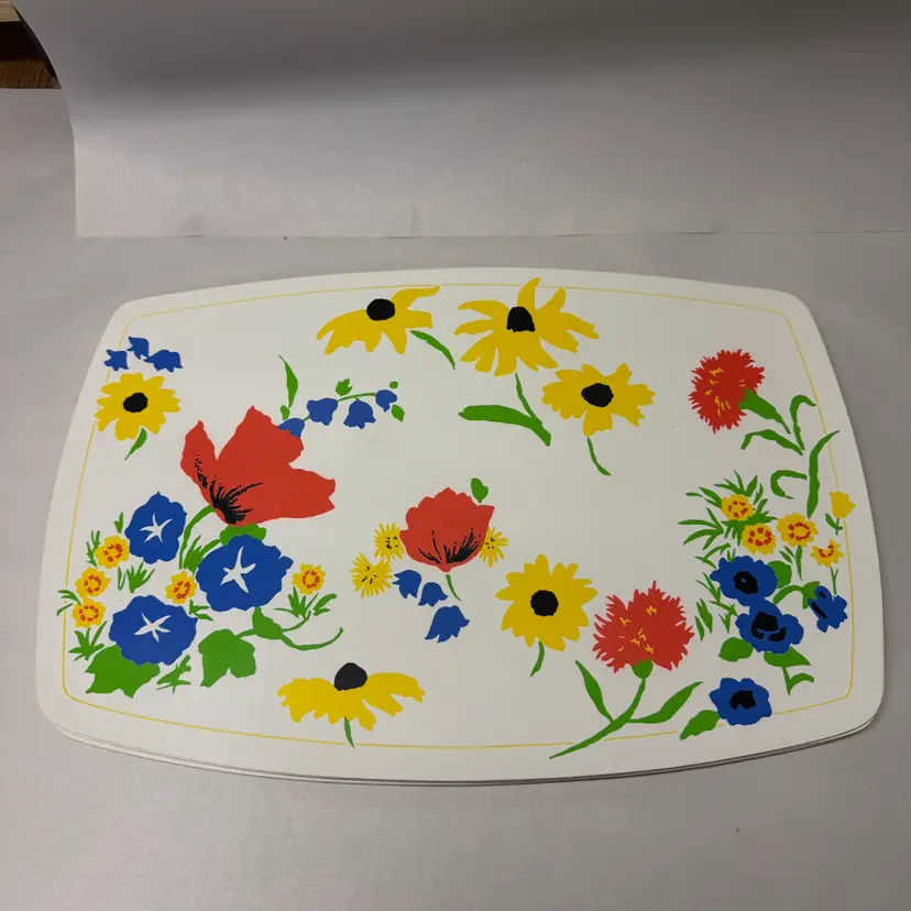 6 Vintage Vinyl Bright Florals Oval Placemats