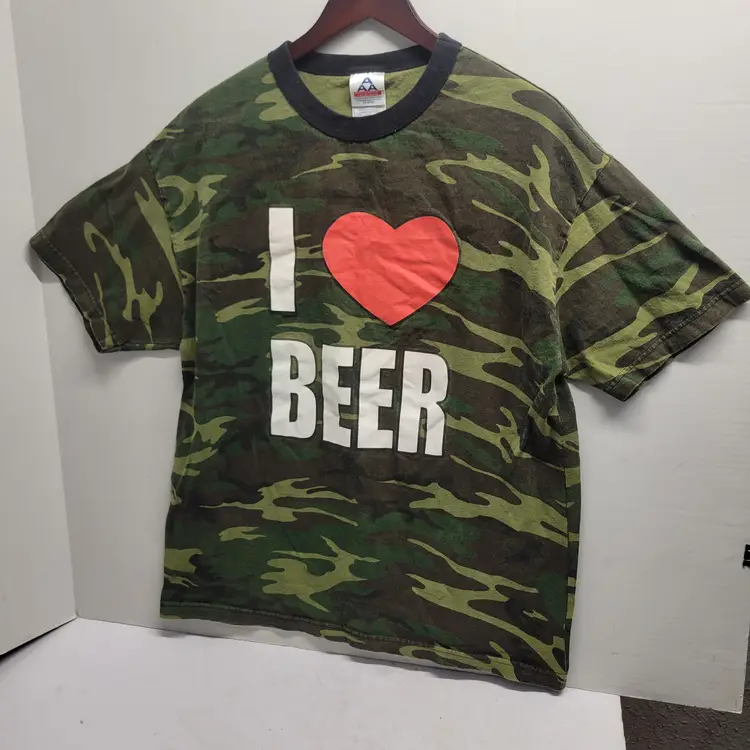 VTG AAA Camouflage “I ❤️ Beer” T-Shirt XL