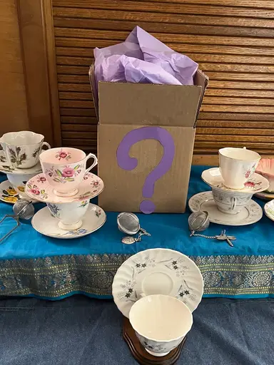 1 month w NN! Mystery Box! Teacups &reading @ 4:3tea