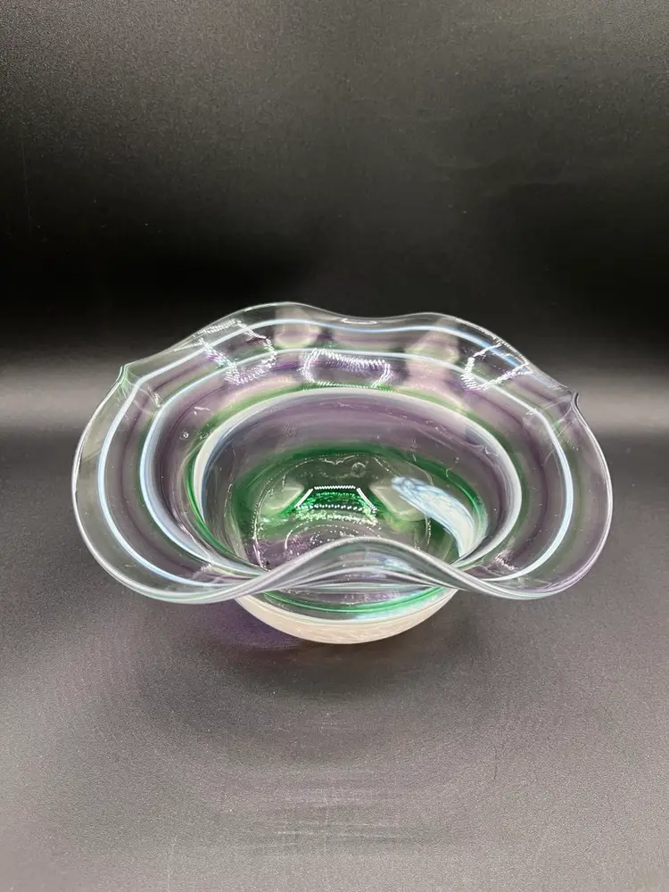 Purple Green And White Speckle Swirl Ruffled Art Glass Bowl 8”