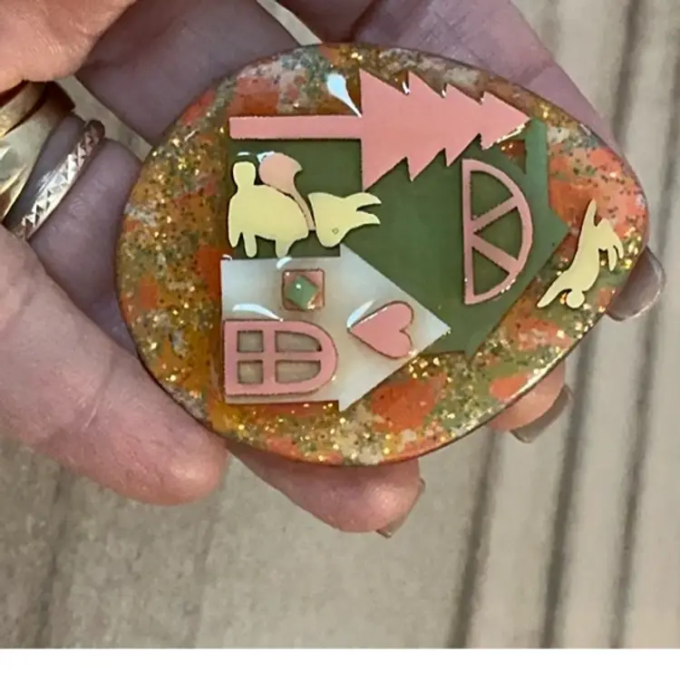 2.5” Lucinda House Pin, Easter Bunnies, Egg Shaped