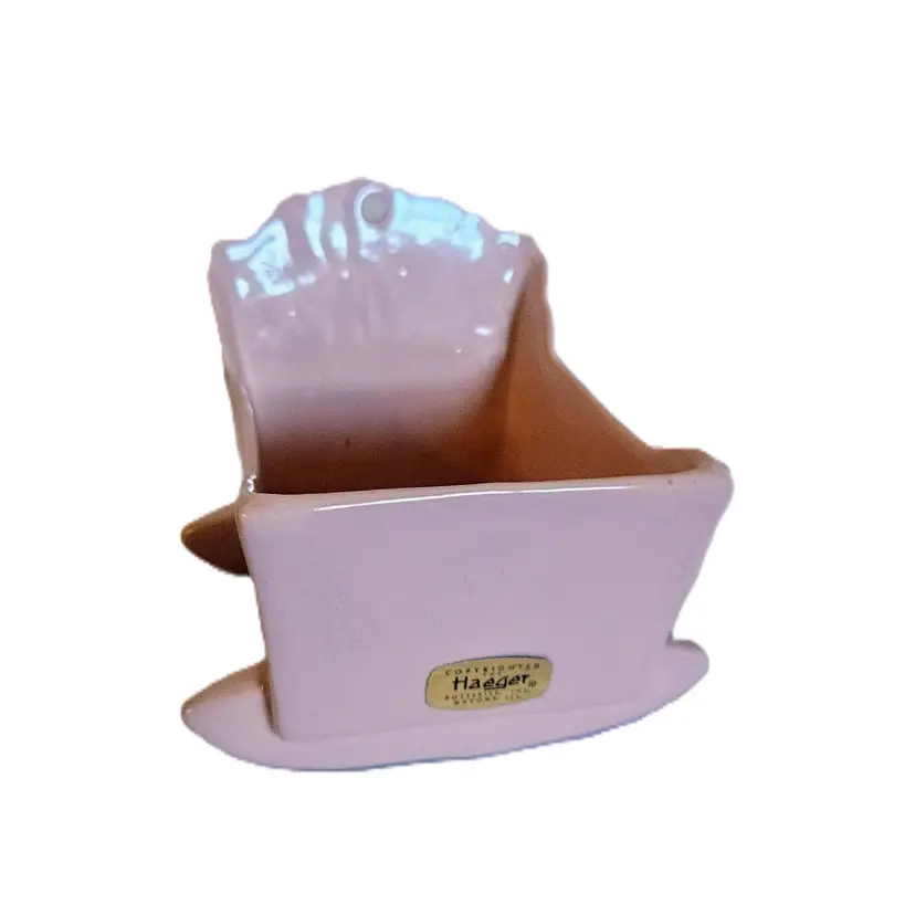 #01 - Vintage Haegar Pink Cradle Planter, Wall Pocket, 5.5" long x 4.5" tall x 5" wide