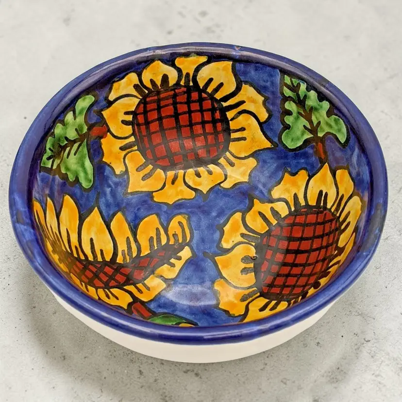 Talavera Rea Terracotta Folk Art Pottery Yellow and Blue Sunflower Bowl Mexico