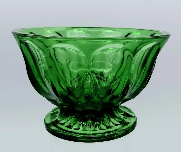 Anchor Hocking Fairfield Thumbprint Emerald Green Glass Pedestal Candy Dish Bowl