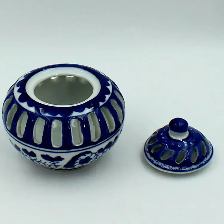 Silvestri Vintage Blue And White Votive Candle Or Potpourri Holder With Lid