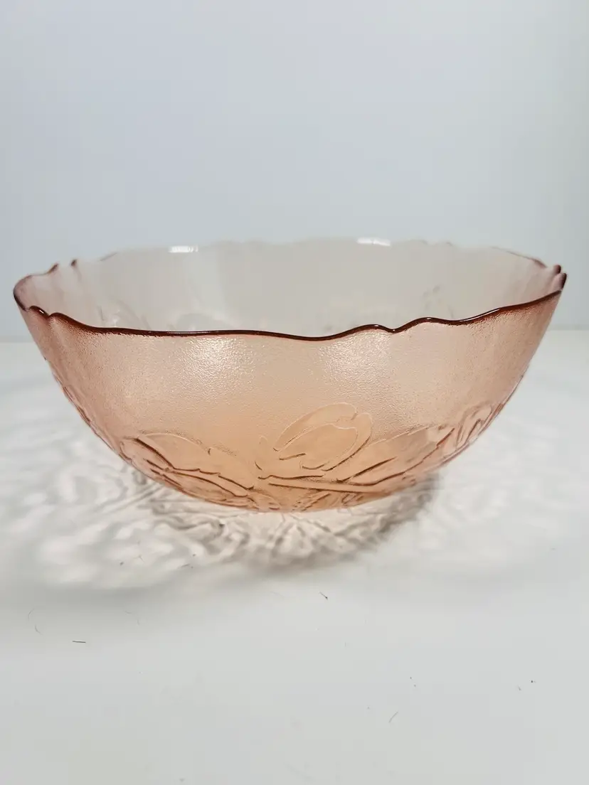 Vintage Large Arcoroc France Rose Pink Glass Serving Salad Bowl Rosaline 9"