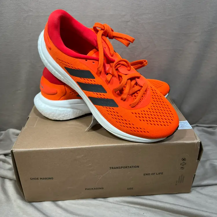 NEW Men’s Adidas Supernova 2 - Impact Orange/Night Metallic/Vivid Red - Size 8