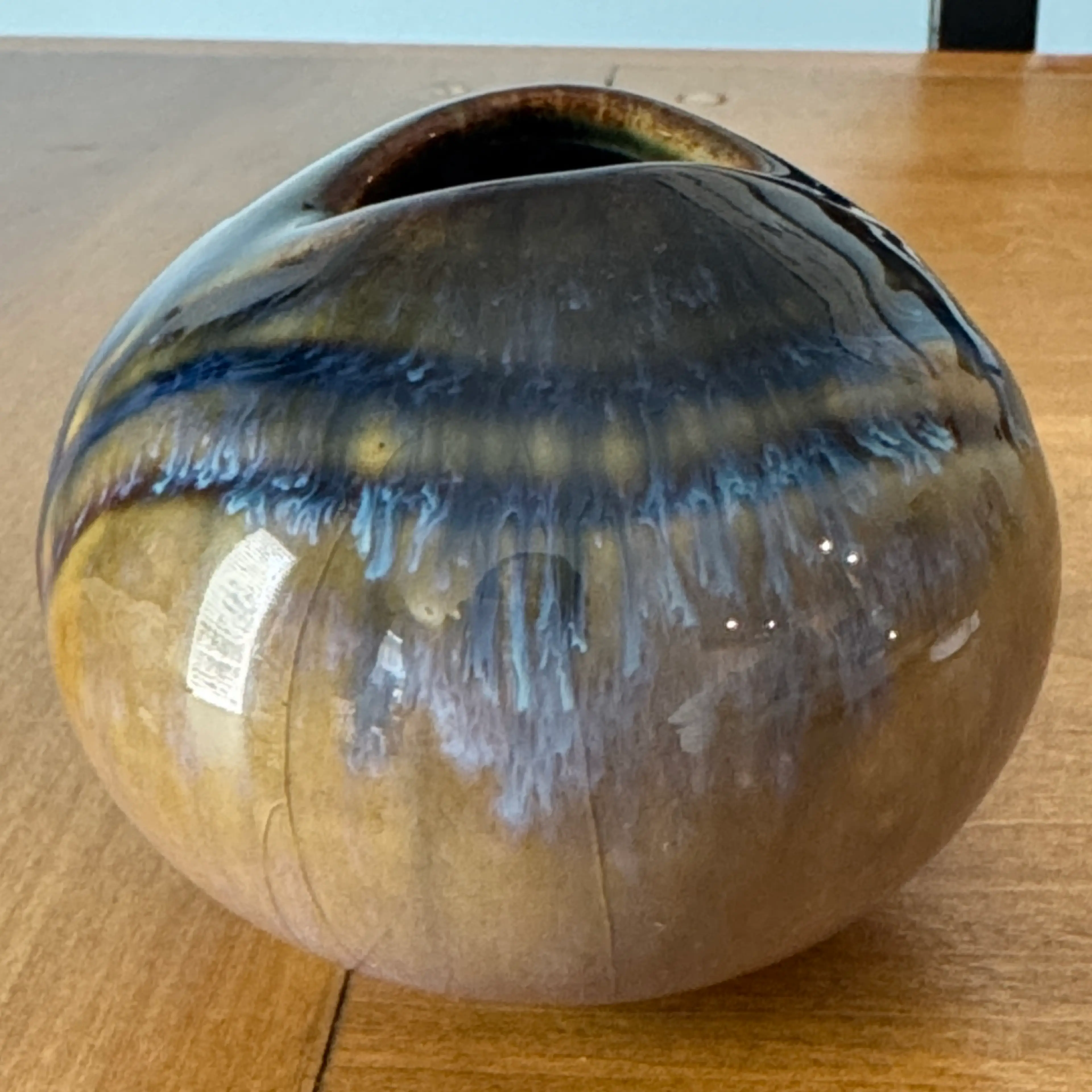 Image 2 of 7