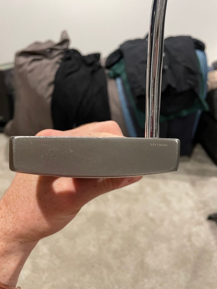 Ping Karsten Craz-E/Black Dot Putter/ 34" RH / Ping Man Grip / Black&Red Align