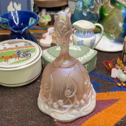 Fenton Pink Bell OVC