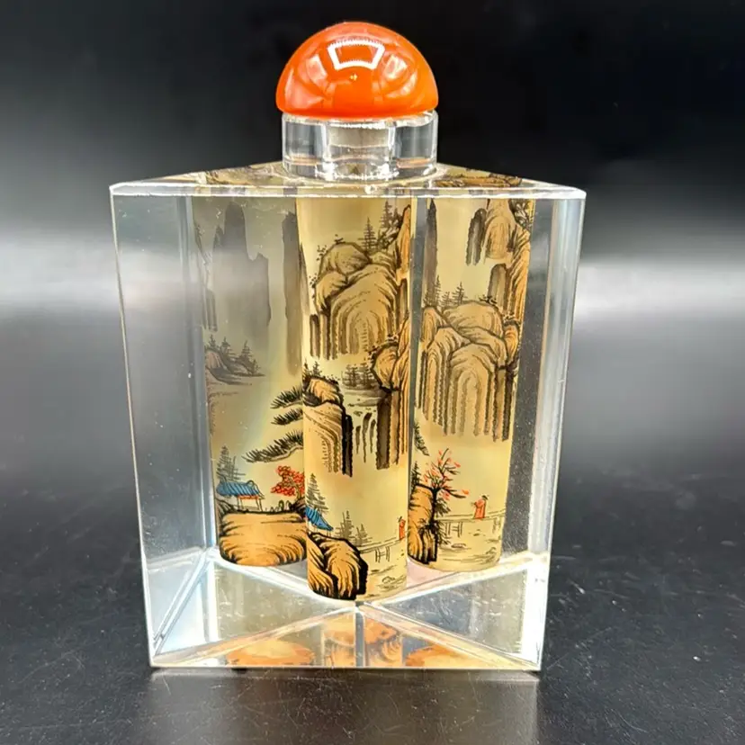 Chinese Reverse Painted Triangular Faceted Snuff Bottle