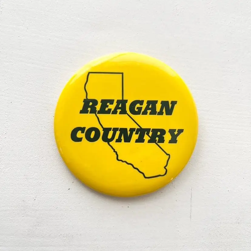California Ronald Reagan Country Campaign Button Vintage 1980s Republican Pin