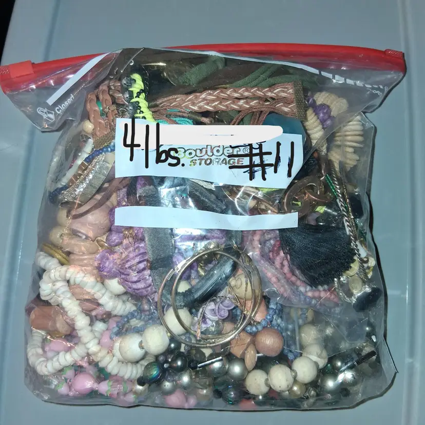 4 lbs Mostly WEARABLE COSTUME JEWLERY VTG to MOD Resell/Keep/Craft/Upcycle #11