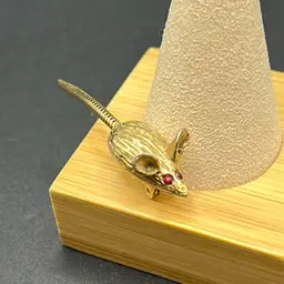 Mouse With Articulated Tail