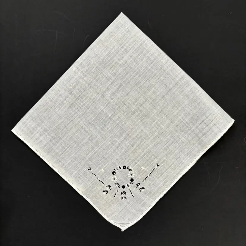Embroidered Floral Wreath Wedding Handkerchief Bride Cottage Core Granny Vintage