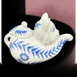 Seymour Mann China Blue Fine Porcelain Cat Personal Tea Pot Vintage Chinoiserie